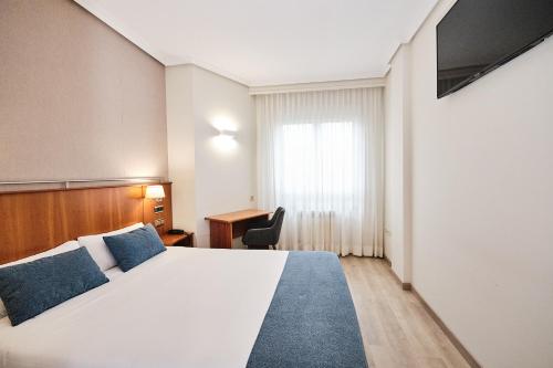 Habitación Doble - 1 o 2 camas del hotel Ciudad de Compostela. Foto 1