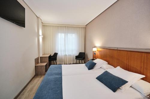 Habitación Doble - 1 o 2 camas del hotel Ciudad de Compostela. Foto 2