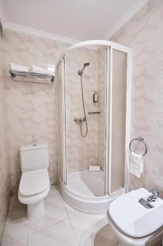 Habitación Doble Económica del hotel Ciudad de Compostela. Foto 3