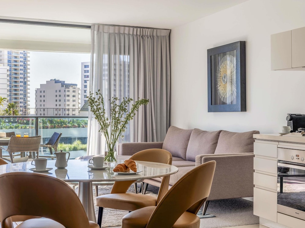Suite de 1 dormitorio del hotel Peppers Broadbeach. Foto 4