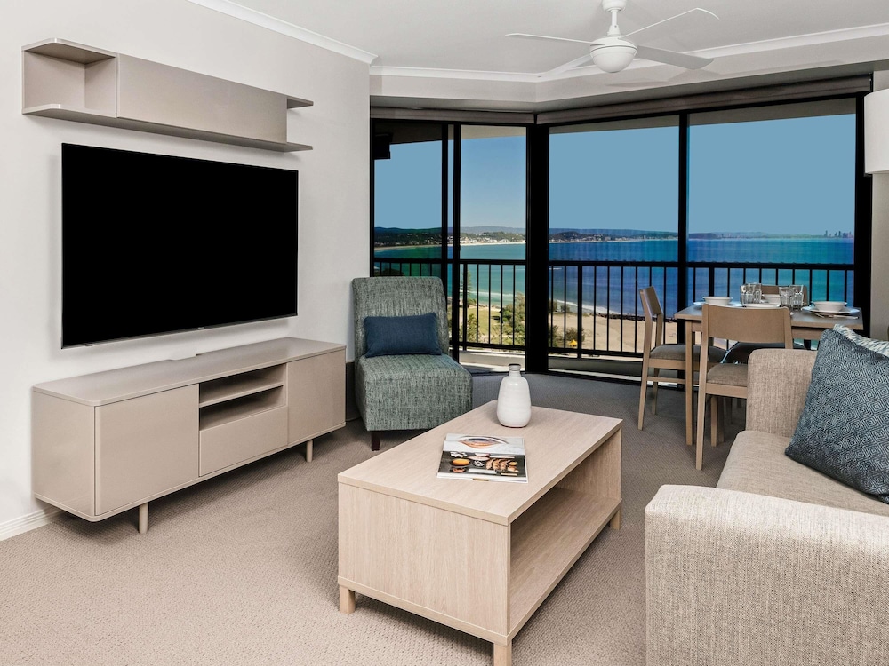 2 Dormitorios Deluxe Océano del hotel Mantra Coolangatta Beach. Foto 1