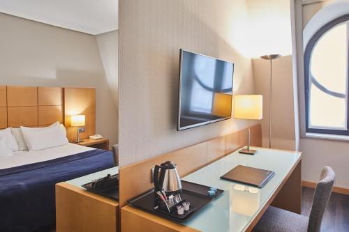 Habitación Doble Superior del hotel Silken Ciudad De Vitoria. Foto 6
