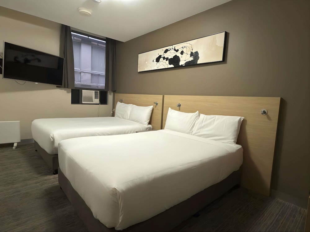 Habitación Doble con Dos Camas Dobles, Accesible para Sillas de Ruedas del hotel Ibis Budget Melbourne Cbd