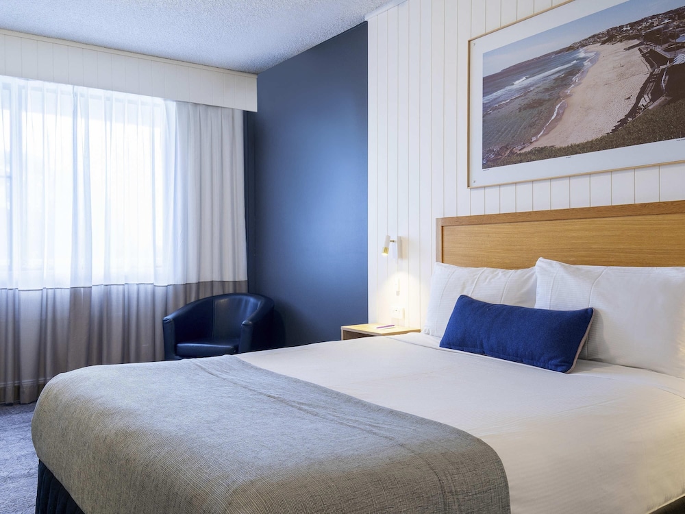 Habitación Estándar 1 Cama Queen del hotel Mercure Charlestown. Foto 4