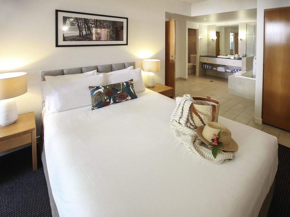 Apartamento de dos dormitorios con vistas al jardín o a la piscina del hotel The Sebel Noosa. Foto 4
