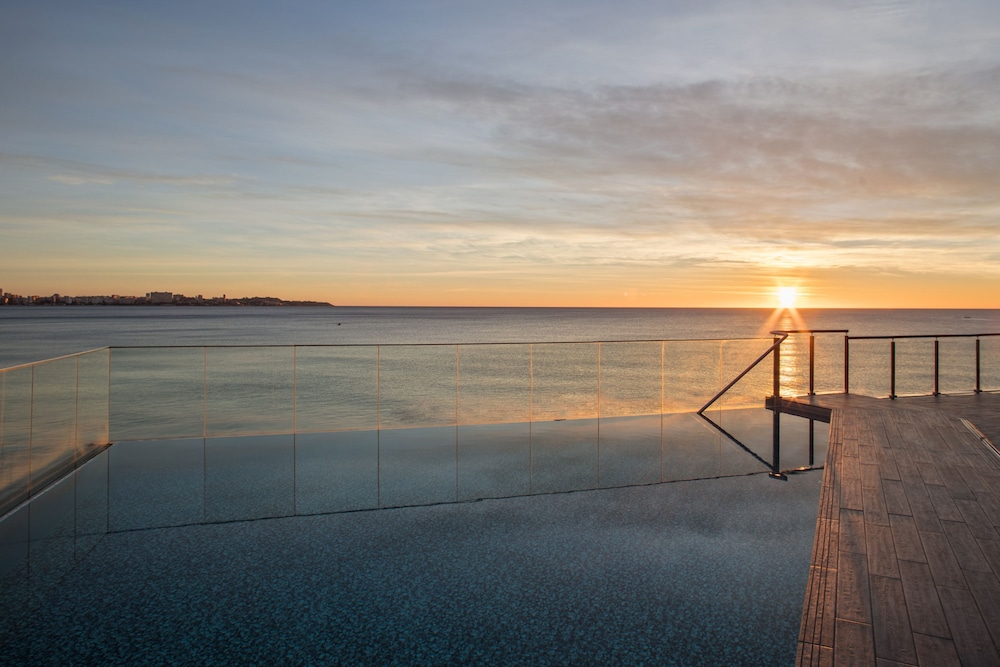 Junior Suite Premium The Level Vista Mar del hotel Melia Alicante. Foto 9