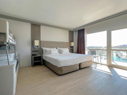 Grand Premium Room del hotel Melia Alicante