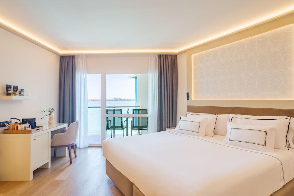 GRAND PREMIUM THE LEVEL del hotel Melia Alicante. Foto 1