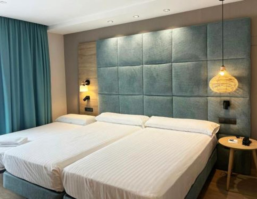 Habitación Doble Deluxe - 1 o 2 camas del hotel Sercotel Maya Alicante