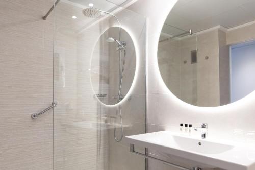 Habitación Doble Confort del hotel Cap Negret. Foto 4