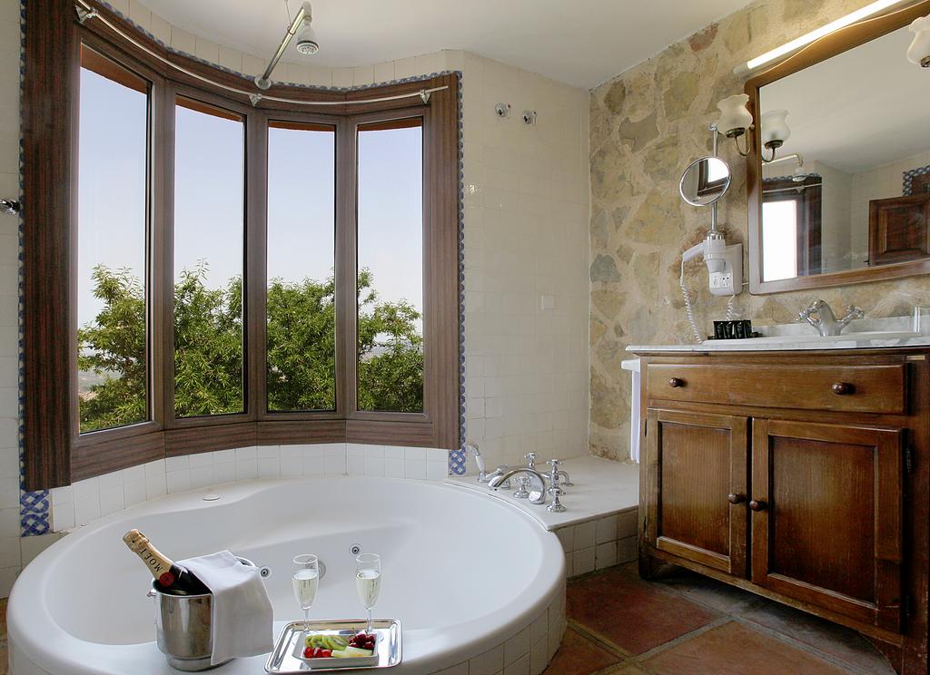 Junior suite Jacuzzi del hotel Alahuar