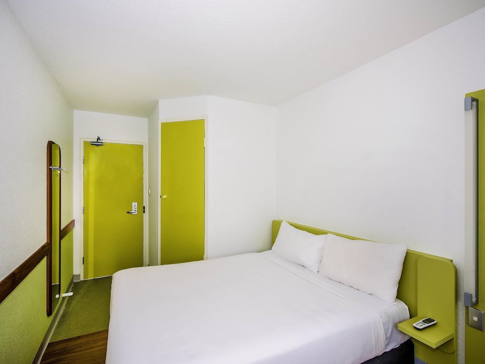 Habitación Estándar con una Cama Queen del hotel Ibis Budget St Peters