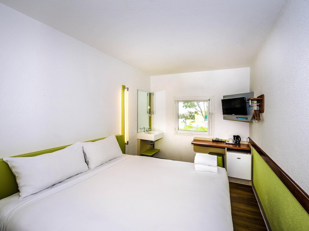 Habitación Estándar con una Cama Queen del hotel Ibis Budget St Peters. Foto 4