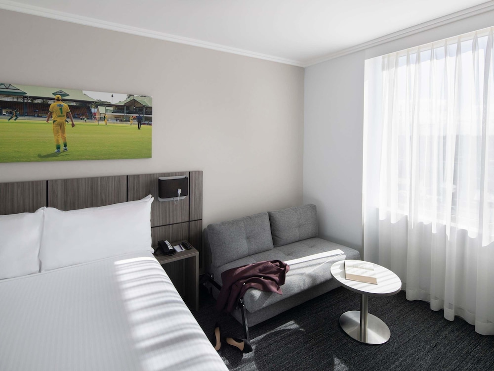 Habitación Deluxe con cama Queen del hotel Mercure Sydney Bankstown