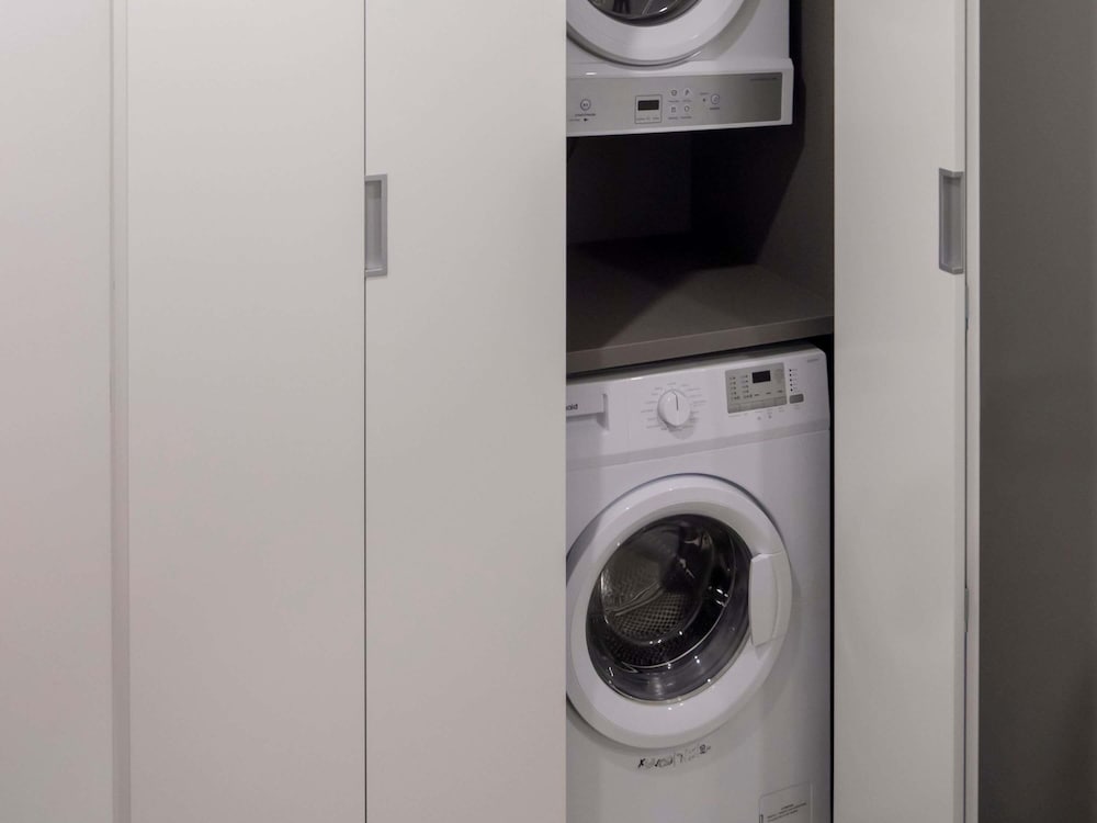 Apartamento Ejecutivo de 1 Dormitorio con Cama King del hotel Mercure Sydney Bankstown. Foto 10