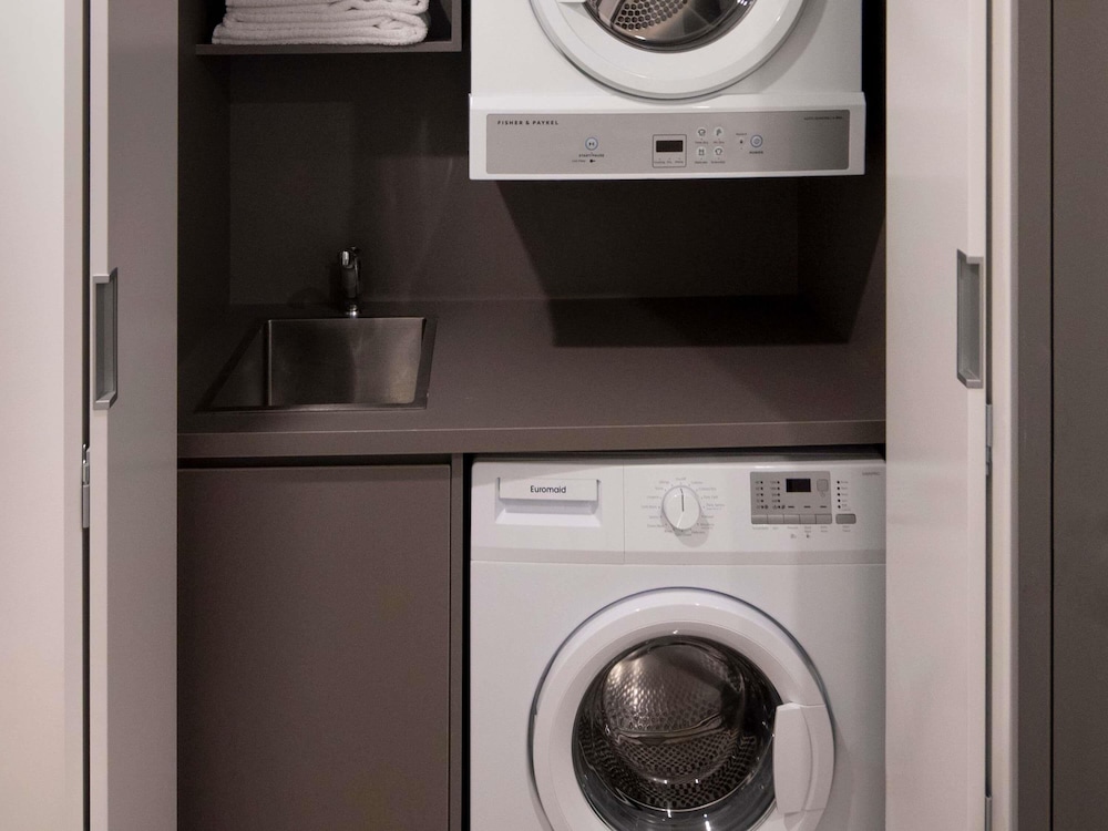 Apartamento Ejecutivo de 1 Dormitorio con Cama King del hotel Mercure Sydney Bankstown. Foto 11