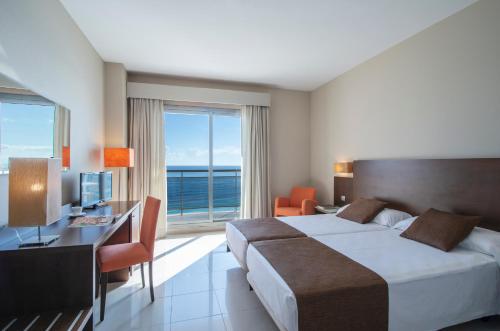 Habitación Doble con vistas al mar - 2 camas del hotel Bahía Calpe by Pierre and Vacances. Foto 1