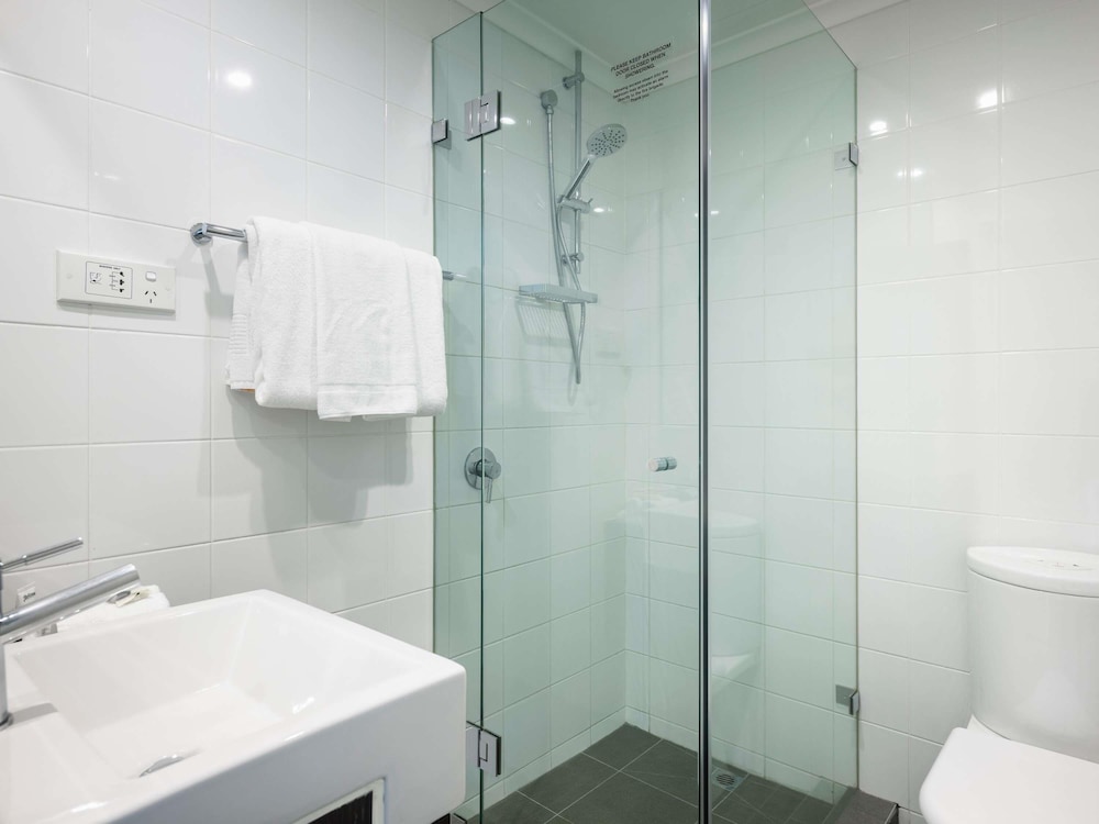 Habitación Clásica con 1 Cama King del hotel Mercure Sydney St Leonards. Foto 1