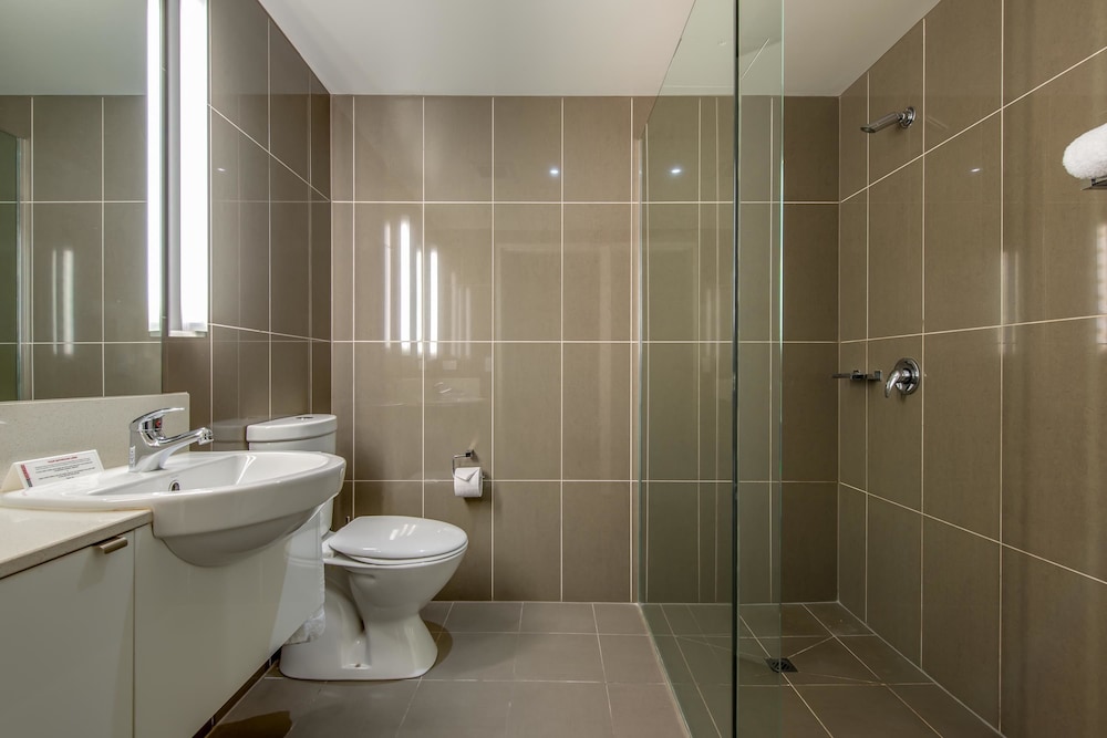 Habitación Executive Queen del Hotel del hotel Mantra Collins. Foto 5