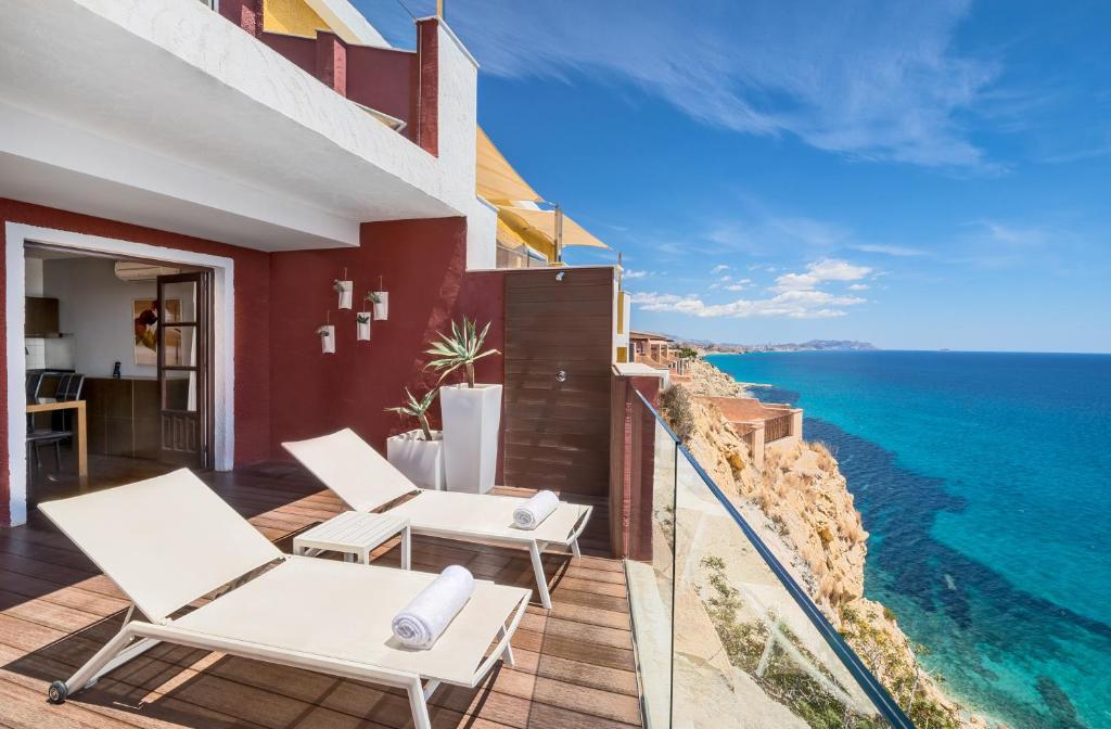 Junior suite Vista Mar del hotel Occidental Pueblo Acantilado