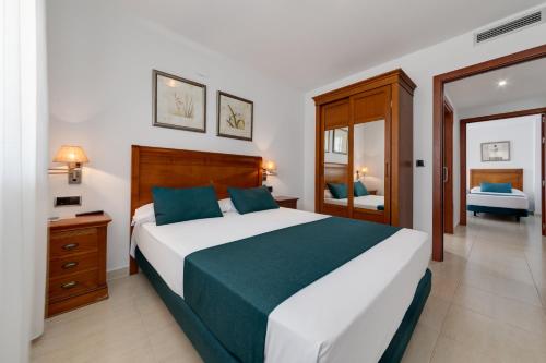 Suite Junior Familiar del hotel Daniya Denia. Foto 2