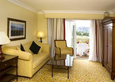Junior suite del hotel Denia la Sella Golf Resort and Spa. Foto 1