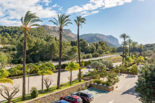 Habitación Doble Estándar con vistas al exterior del hotel Denia la Sella Golf Resort and Spa. Foto 2