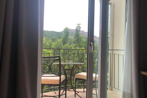 Habitación Doble Estándar con vistas al exterior - 2 camas del hotel Denia la Sella Golf Resort and Spa. Foto 3