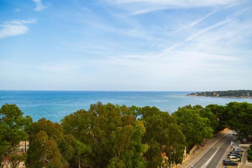 Habitación Doble con vistas al mar - 1 o 2 camas del hotel Port Denia. Foto 4