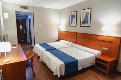Habitación Familiar del hotel Port Denia. Foto 1