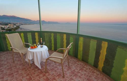 Suite Junior Deluxe del hotel Kaktus Albir. Foto 4