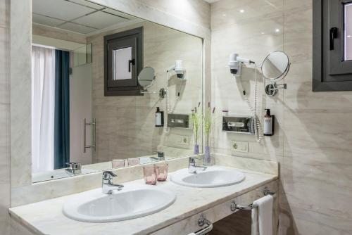 Habitación Doble Superior - 2 camas del hotel Elche Centro Affiliated by Meliá. Foto 2