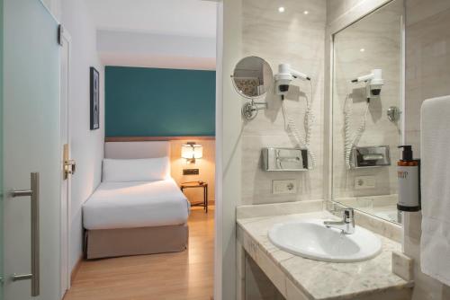 Habitación Individual del hotel Elche Centro Affiliated by Meliá. Foto 2