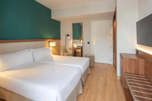 Habitación Doble Superior - 2 camas del hotel Elche Centro Affiliated by Meliá. Foto 1
