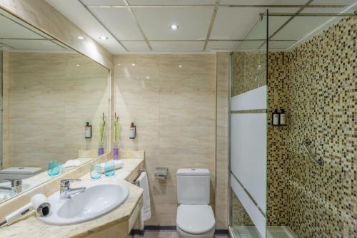 Habitación Doble Estándar - 2 camas del hotel Elche Centro Affiliated by Meliá. Foto 3