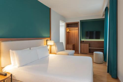 Habitación Familiar del hotel Elche Centro Affiliated by Meliá. Foto 1