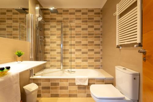 Apartamento de 1 dormitorio con sofá cama del hotel Miracielos. Foto 3