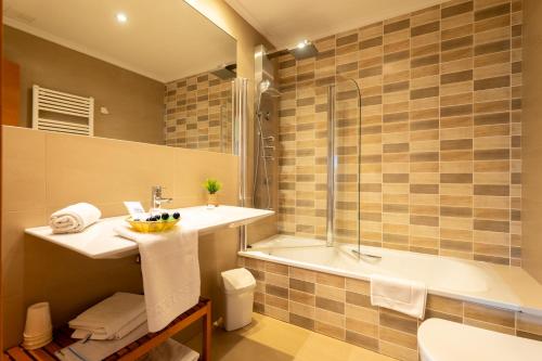 Apartamento de 1 dormitorio con sofá cama del hotel Miracielos. Foto 4