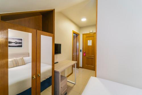 Habitación Familiar del hotel Miracielos. Foto 6
