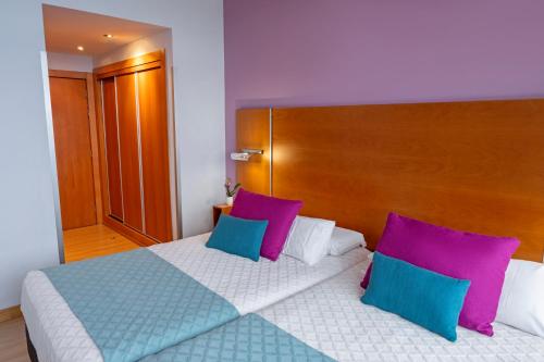 Habitación Superior con vistas al mar - 2 camas individuales del hotel Faranda Marsol Candás. Foto 3