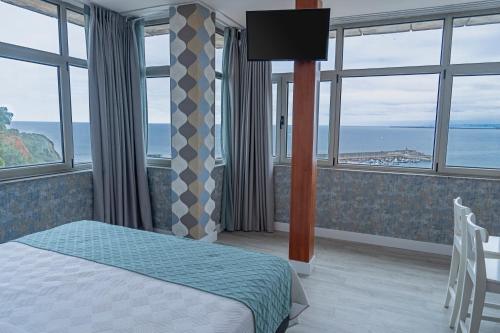 Habitación Premium con vistas al mar y 1 cama extragrande del hotel Faranda Marsol Candás. Foto 3