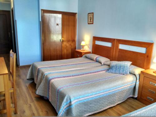 Habitación Doble con cama supletoria - 1 o 2 camas del hotel Aguila Real. Foto 4