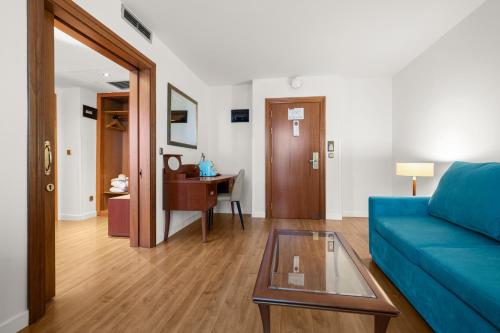 Suite Junior del hotel Zentral Gijon Rey Pelayo. Foto 4