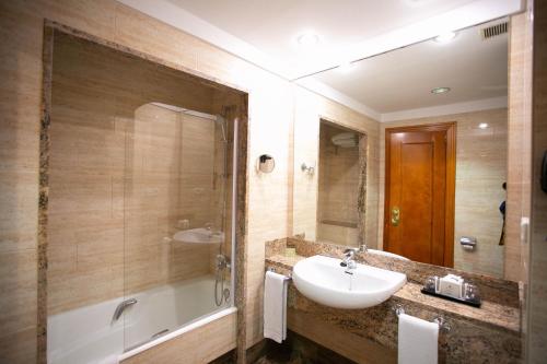 Suite Junior del hotel Sercotel Ciudad de Oviedo Hotel