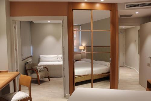Habitación Familiar del hotel Carreño. Foto 3