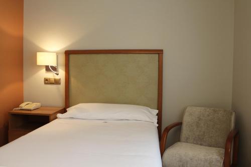 Habitación Individual del hotel Carreño. Foto 6