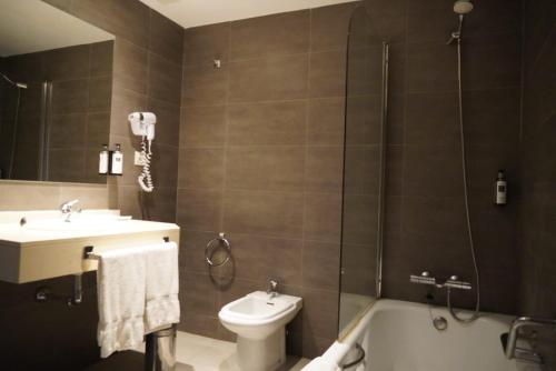 Habitación Doble Económica - 2 camas del hotel Palacio de Valderrabanos. Foto 4