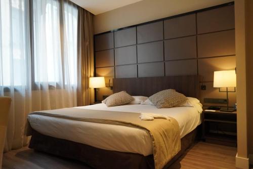 Habitación Doble Superior del hotel Palacio de Valderrabanos. Foto 6