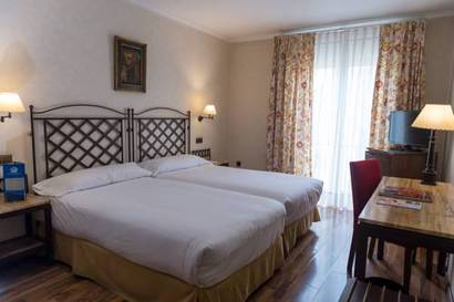 Habitación doble Económica del hotel Palacio de Valderrabanos. Foto 1