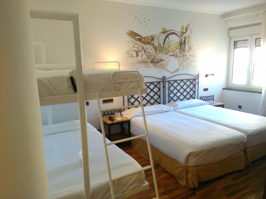 Habitación familiar del hotel Palacio de Valderrabanos